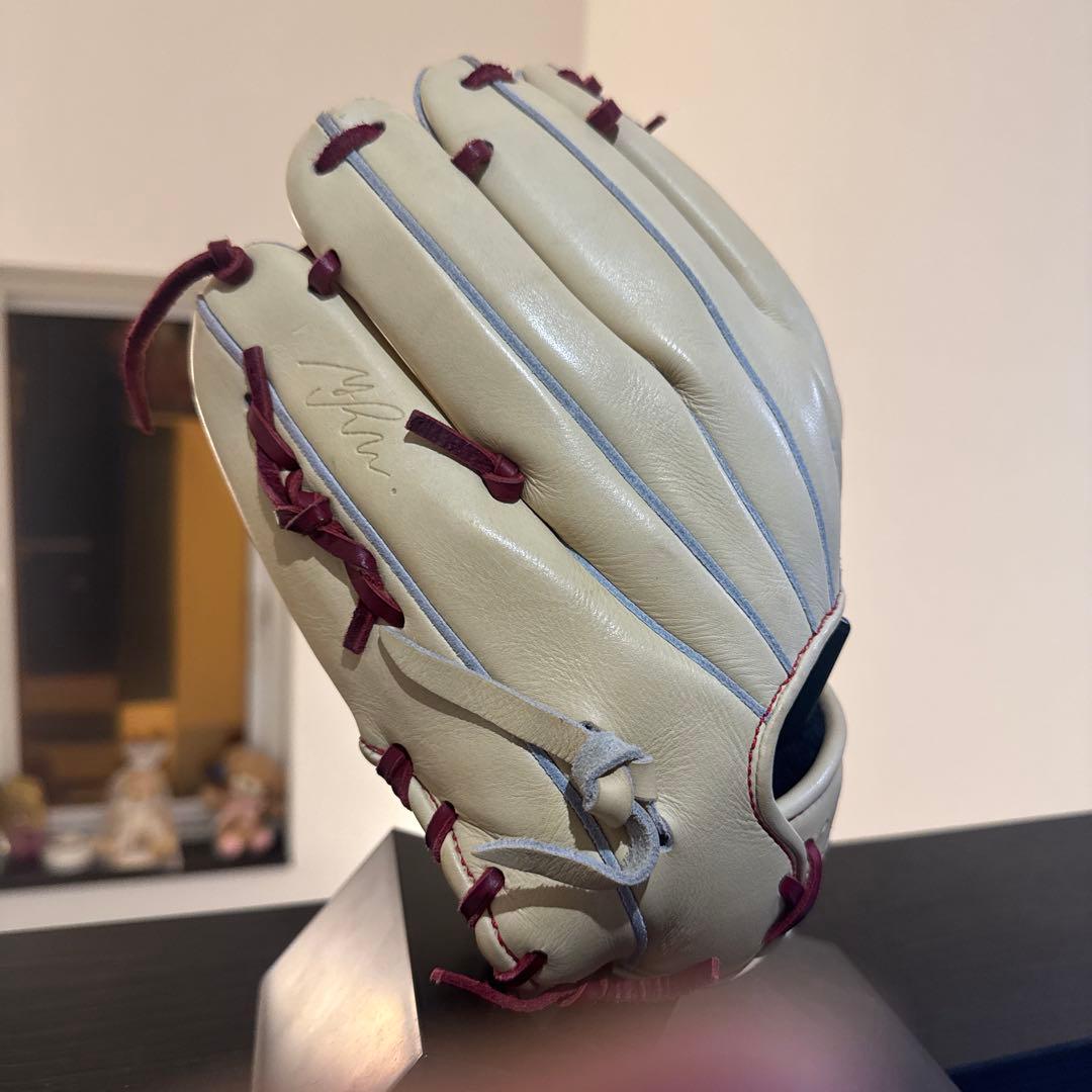 リュウ　RYU 軟式内野手用グローブ