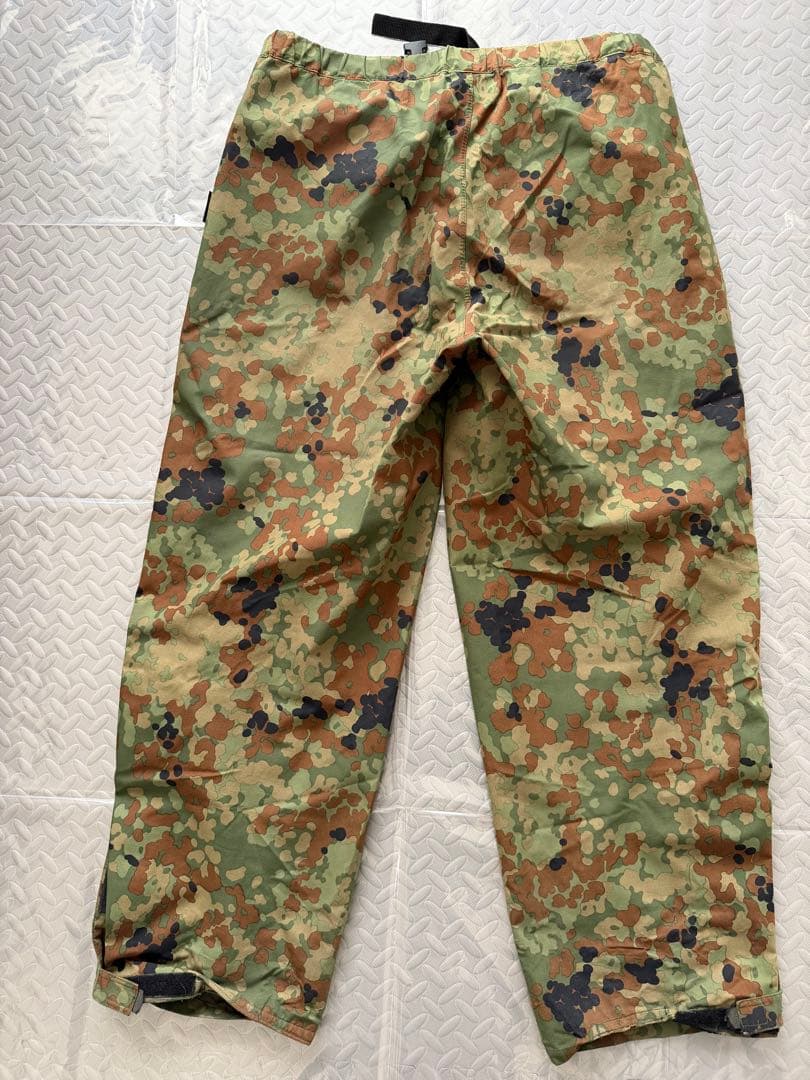 自衛隊PX品　雨衣上下ゴアテックス