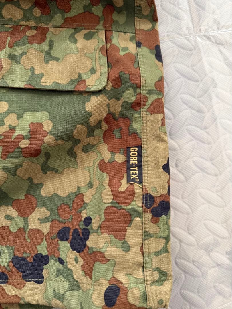 自衛隊PX品　雨衣上下ゴアテックス