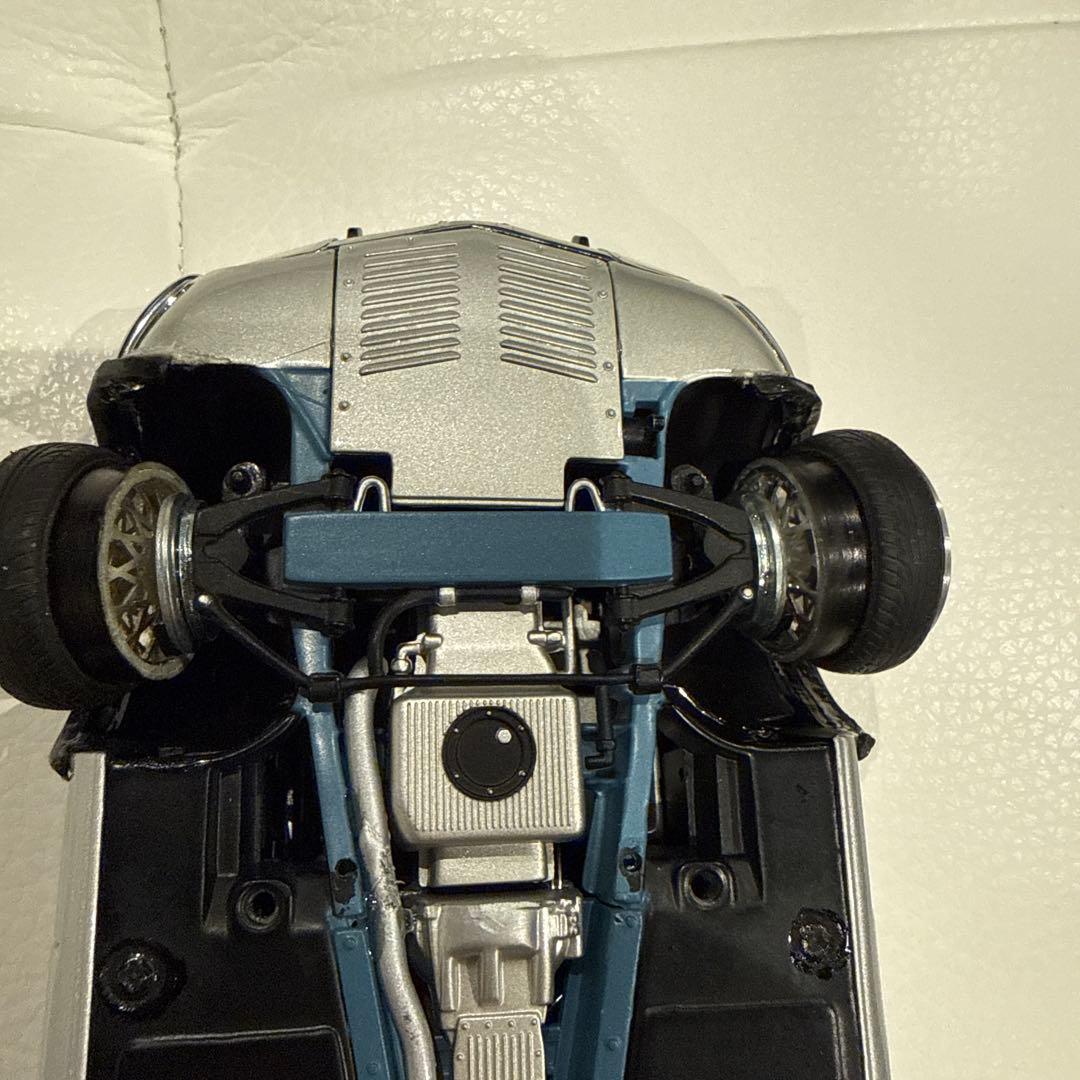 トヨタ 2000GT 1/18 シルバー ローダウン仕様　autoart