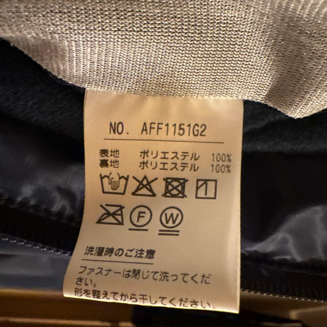 and per se ネイビー ジャケット