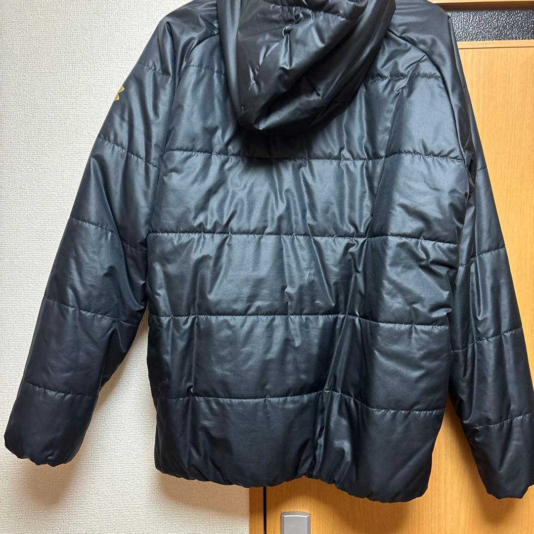 UNDER ARMOUR フード付きアウターダウンジャケット