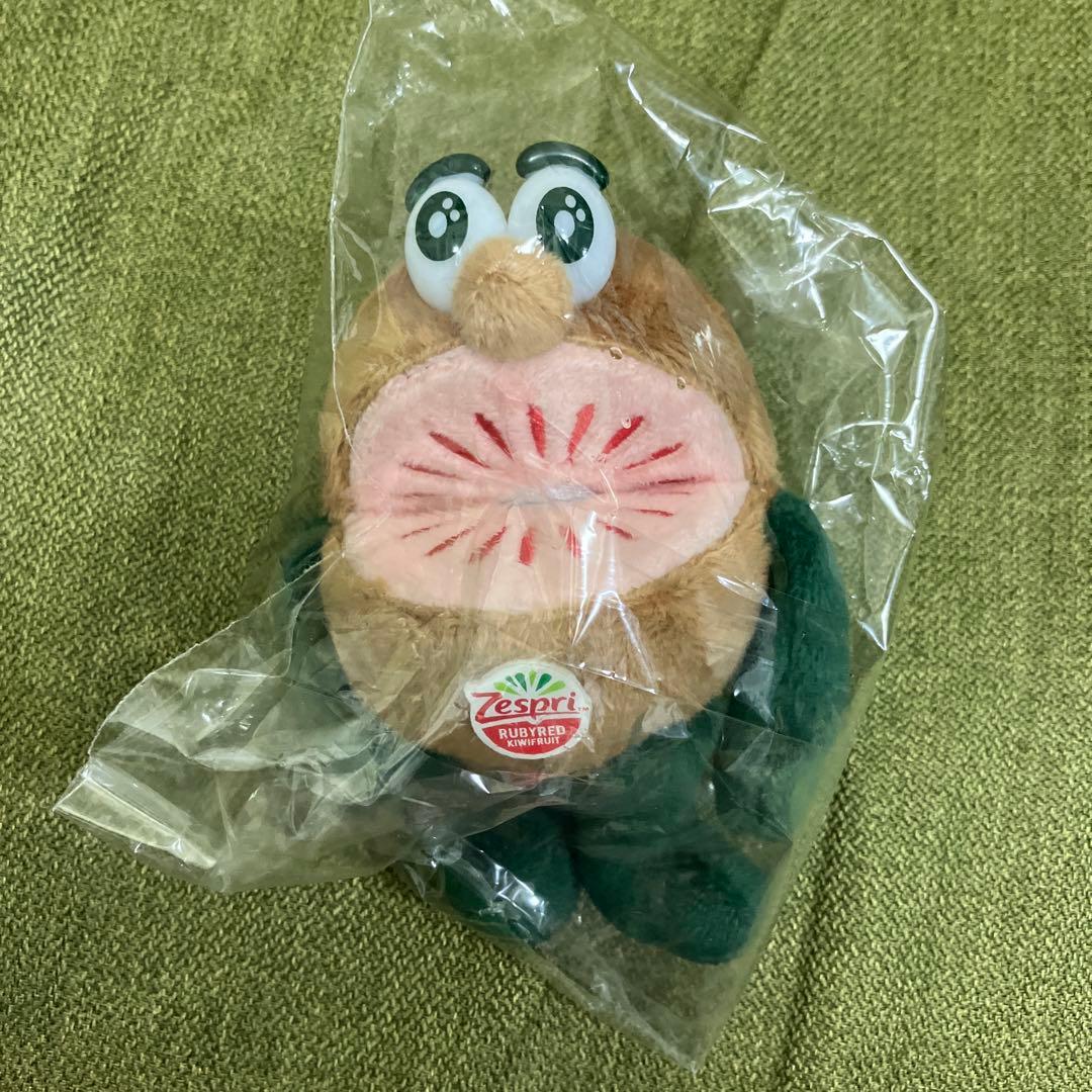新品未開封ゼスプリキウイブラザーズレッド　　　　ぬいぐるみ