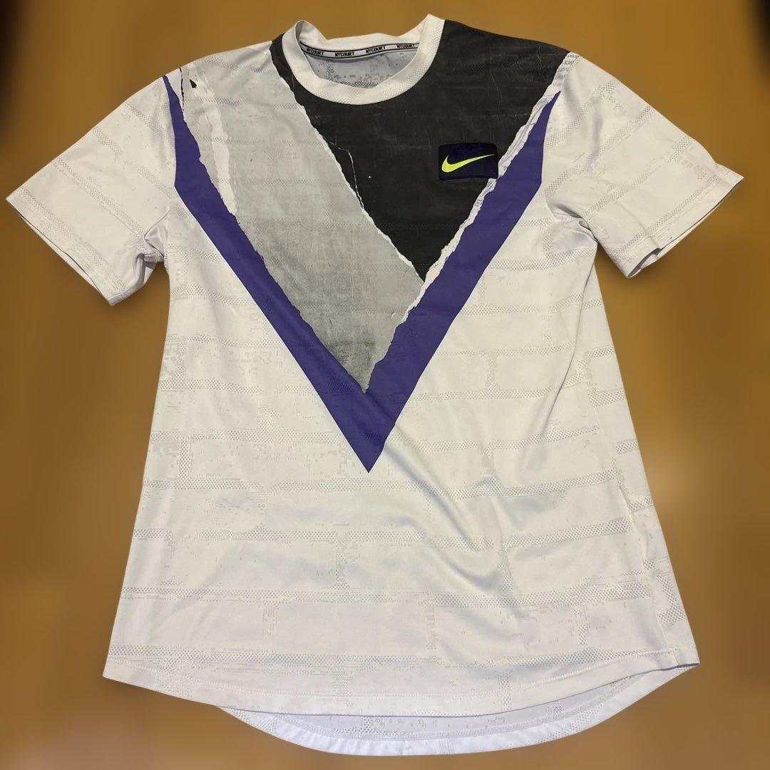Nike テニスウェア　シナー着用モデル