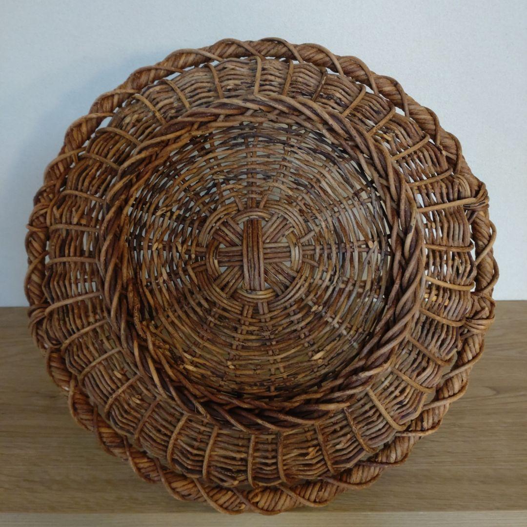 希少・秀逸品!!あけび取っ手付き浅籠（青森あけび籠作家作品 ）