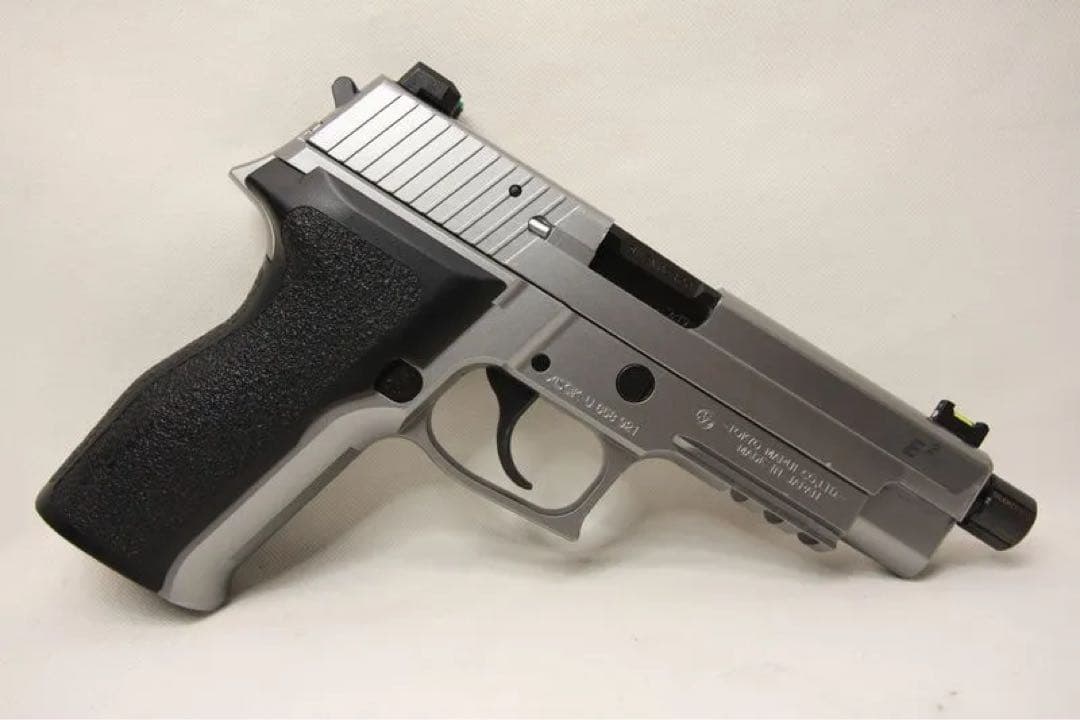東京マルイ製　シグ ザウエル P226 E2 ステンレスモデル