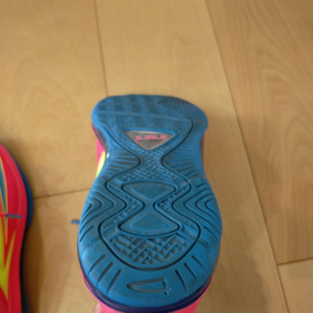 【24.5cm】Nike バスケットボールシューズ ピンク/イエロー　レブロン