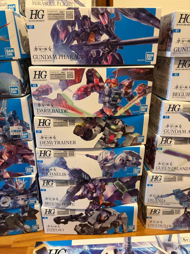 HG ガンプラ 水星の魔女 30個セット新品未組立 スタンド付き デカールおまけ