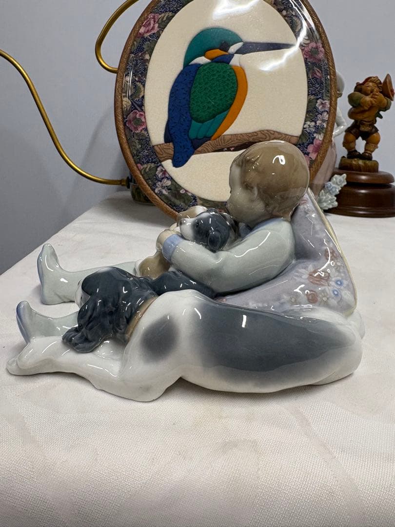 LLADRO リヤドロ「みんな　ねんね」犬　置物