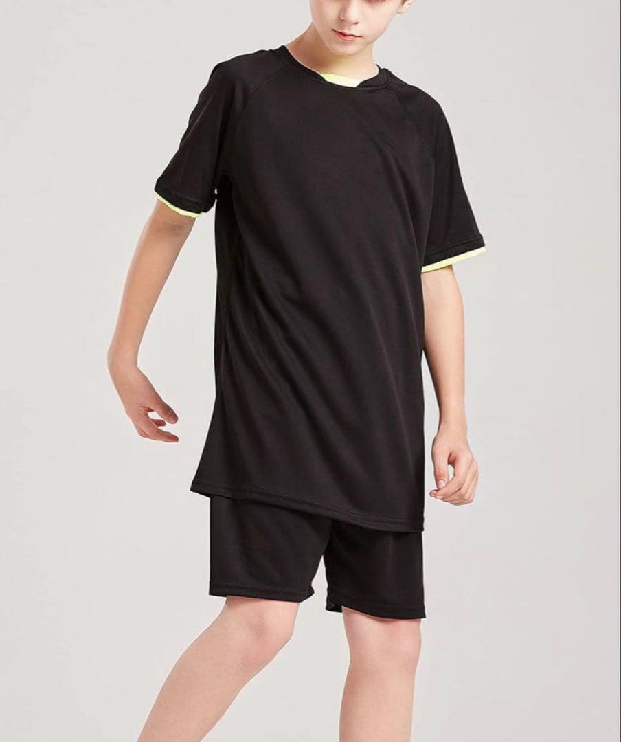 ゆったりカジュアル キッズ半袖 Tシャツ＆ショーツパンツ サイズ7 キッズ服