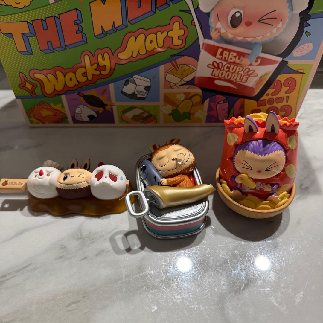 THE MONSTERS Wacky Mart フィギュアセット POPMART
