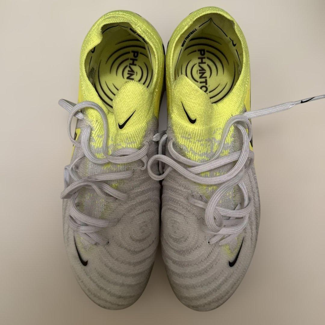 NIKE ナイキ　ファントムGX2 AG 25cm