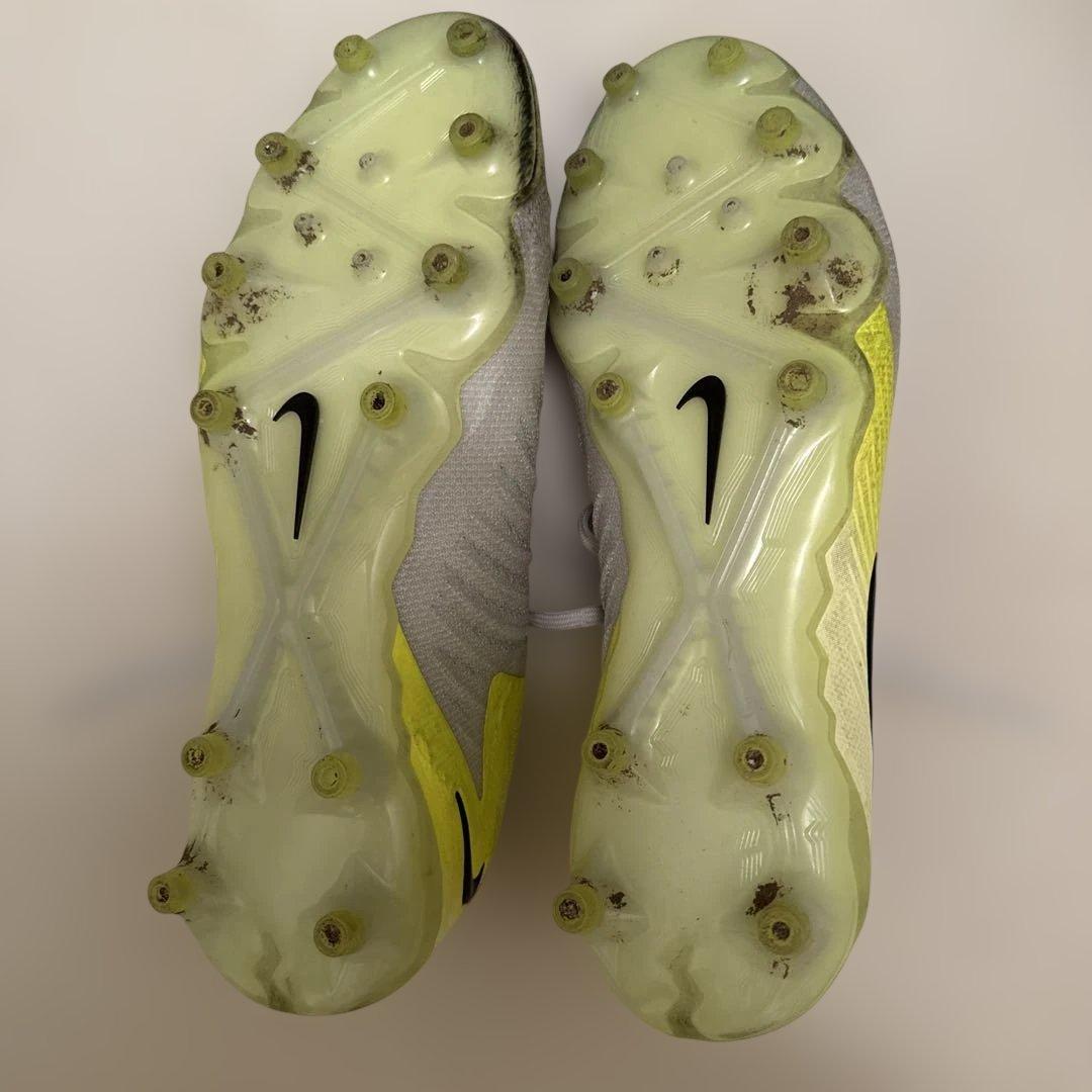 NIKE ナイキ　ファントムGX2 AG 25cm