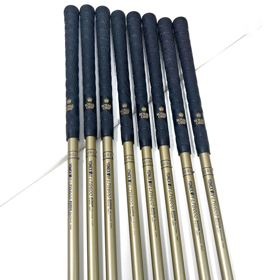ヨネックス YONEX AERONAPRO アイアン 8本 GRIP