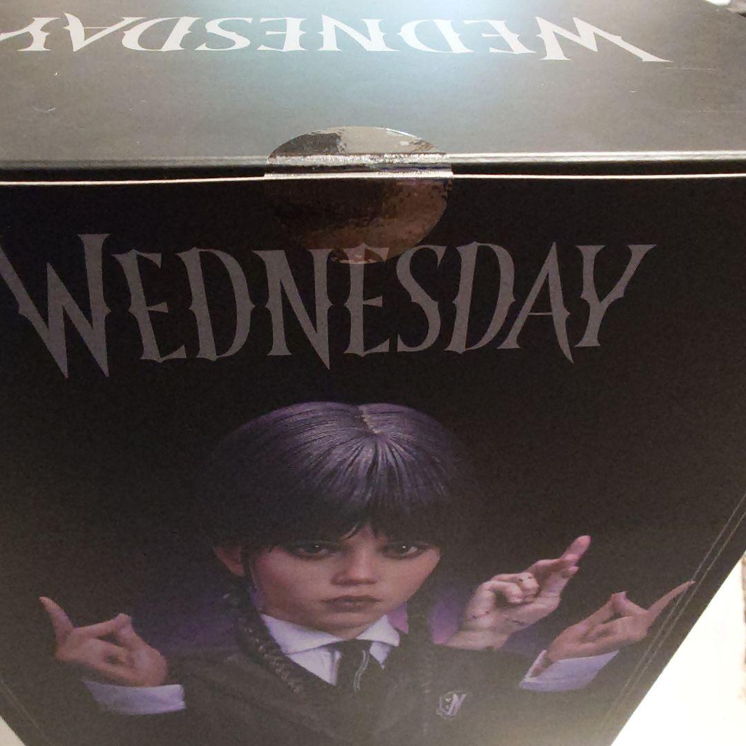 ホットトイズ ウェンズデー Wednesday 1/6フィギュア