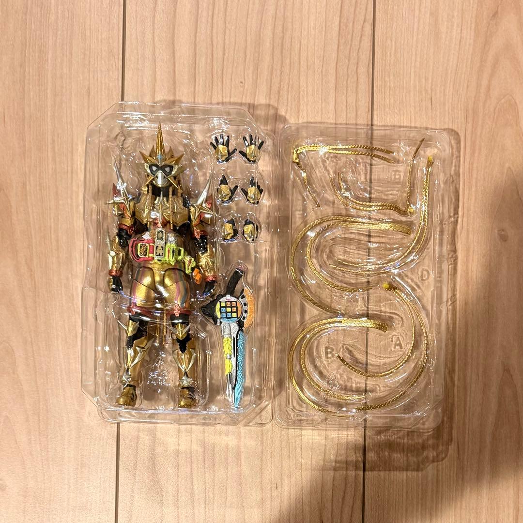 s.hフィギュアーツ 仮面ライダーエグゼイド ハイパームテキゲーマー