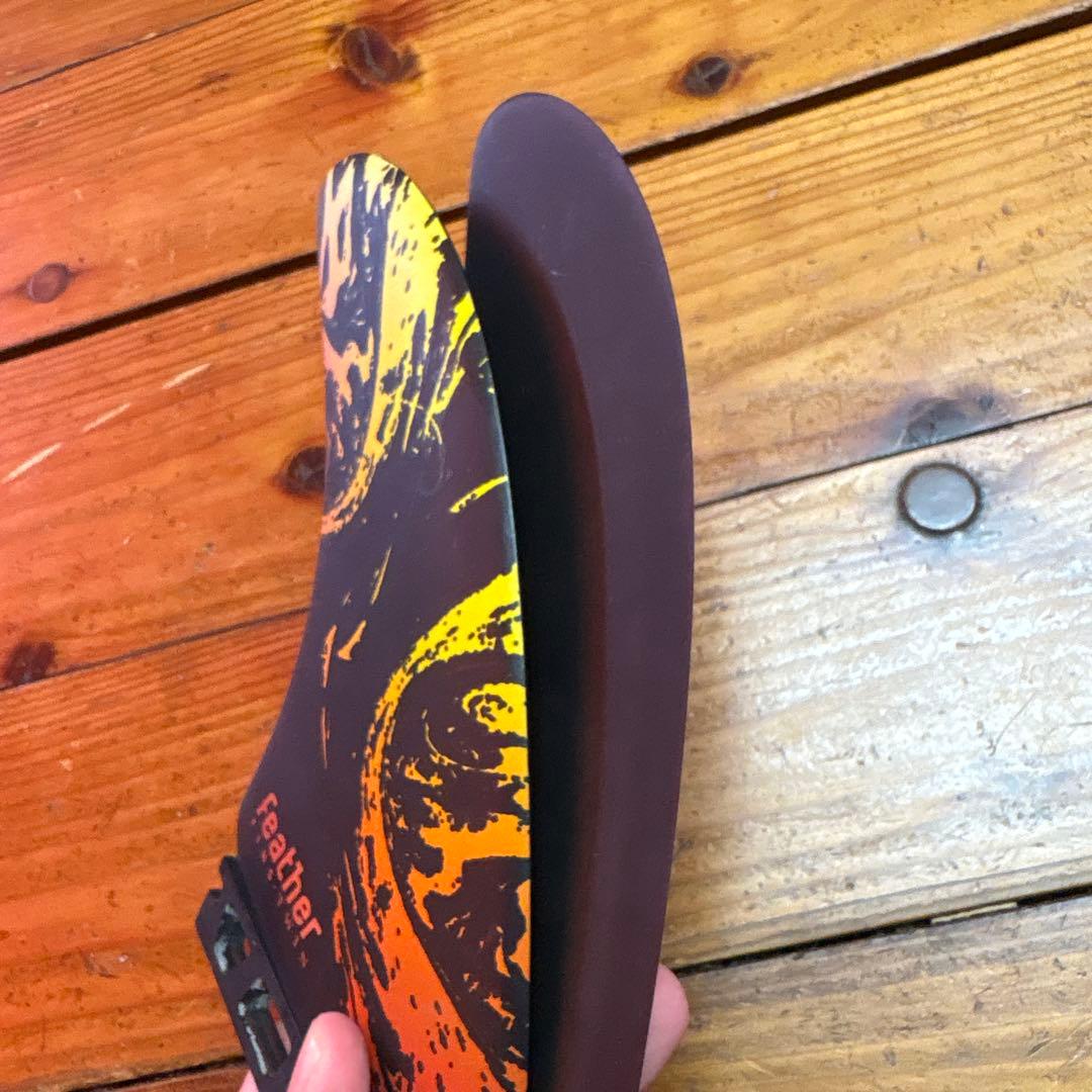 フェザーフィン ツインフィン　センタースタビ　AKILA AIPA アキラアイパ