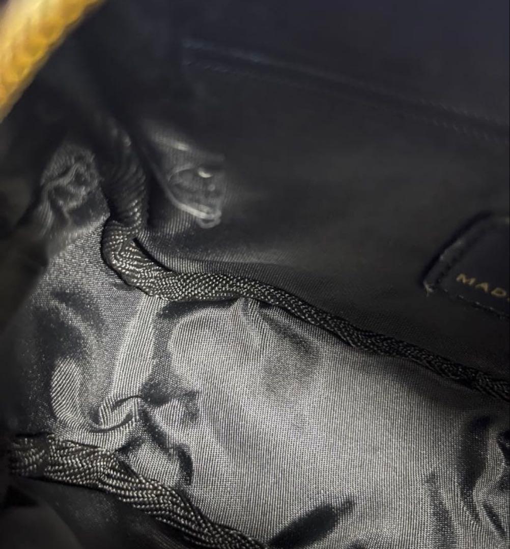 【CHANEL】ブラック キルティング チェーンショルダーバッグ ノベルティ