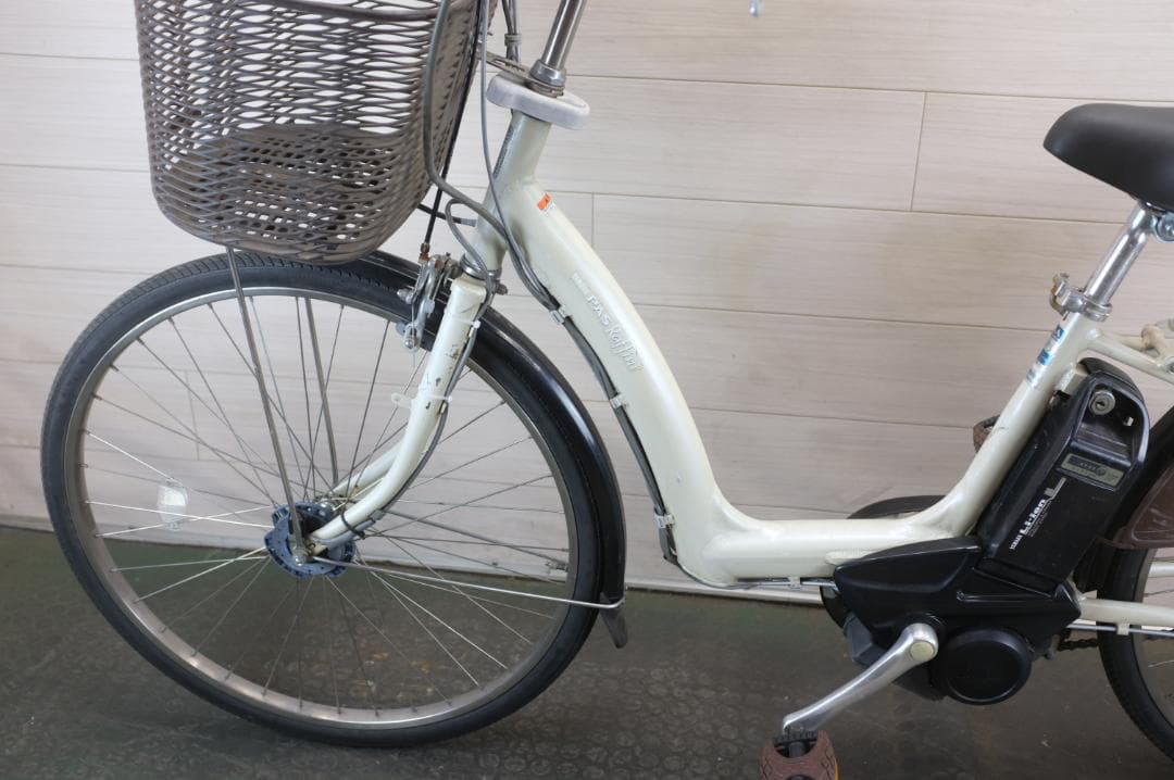 電動自転車 ヤマハ　PAS　26インチ　3段　8.1Ah