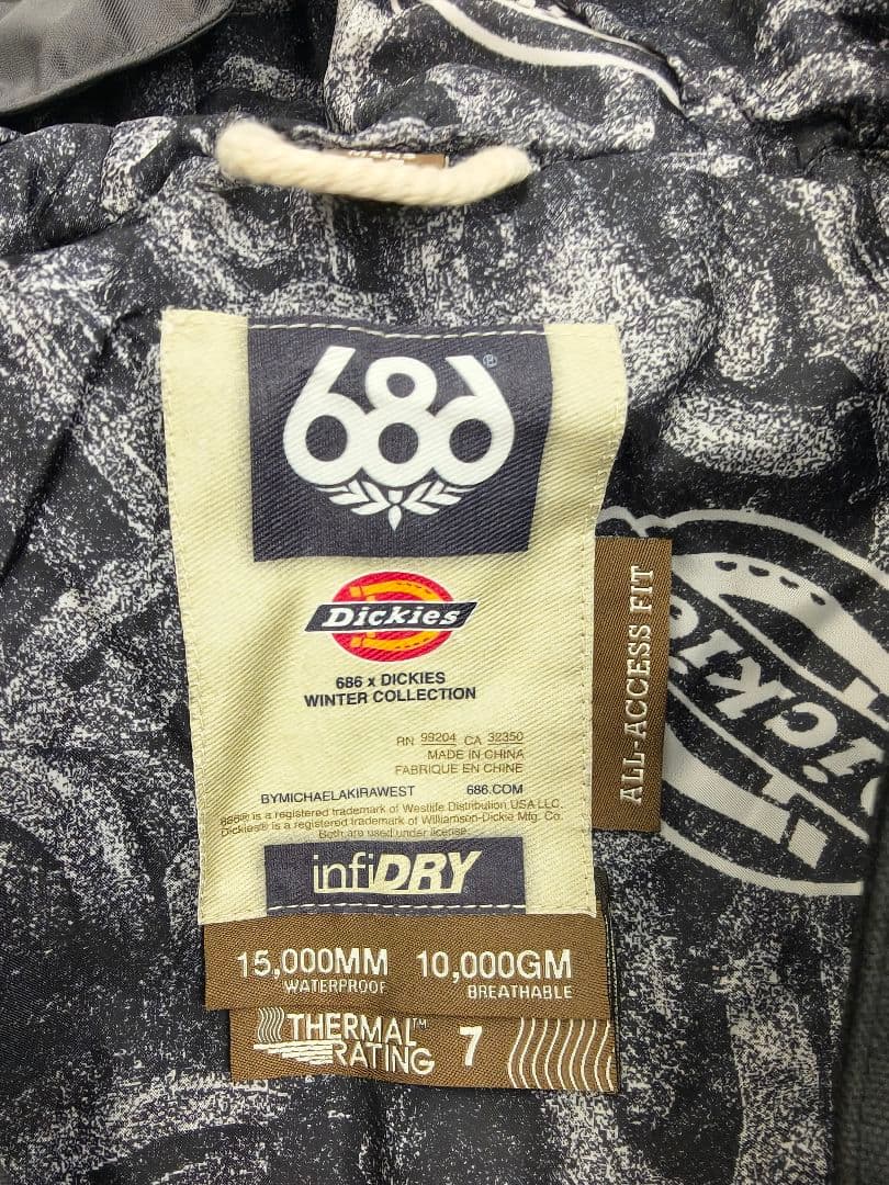 686 x Dickies BURTON　スノボウェアセットMサイズ