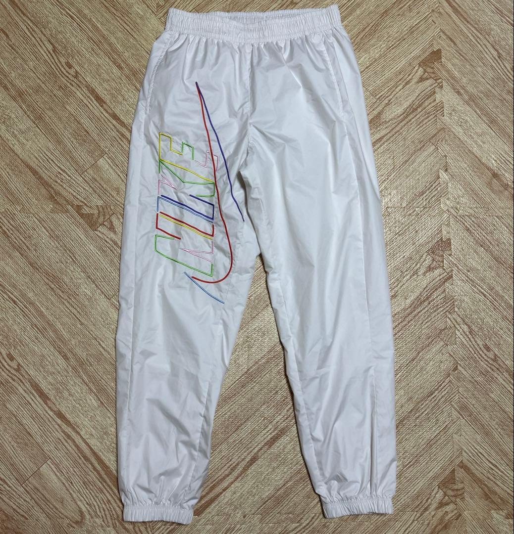 NIKE ナイロン セットアップ 虹色ロゴ上(M).下(M)値下げ交渉可能