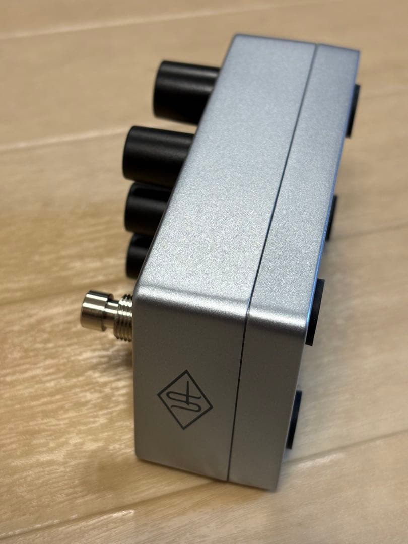 Universal Audio UAFX 1176 コンプレッサー　新品同様