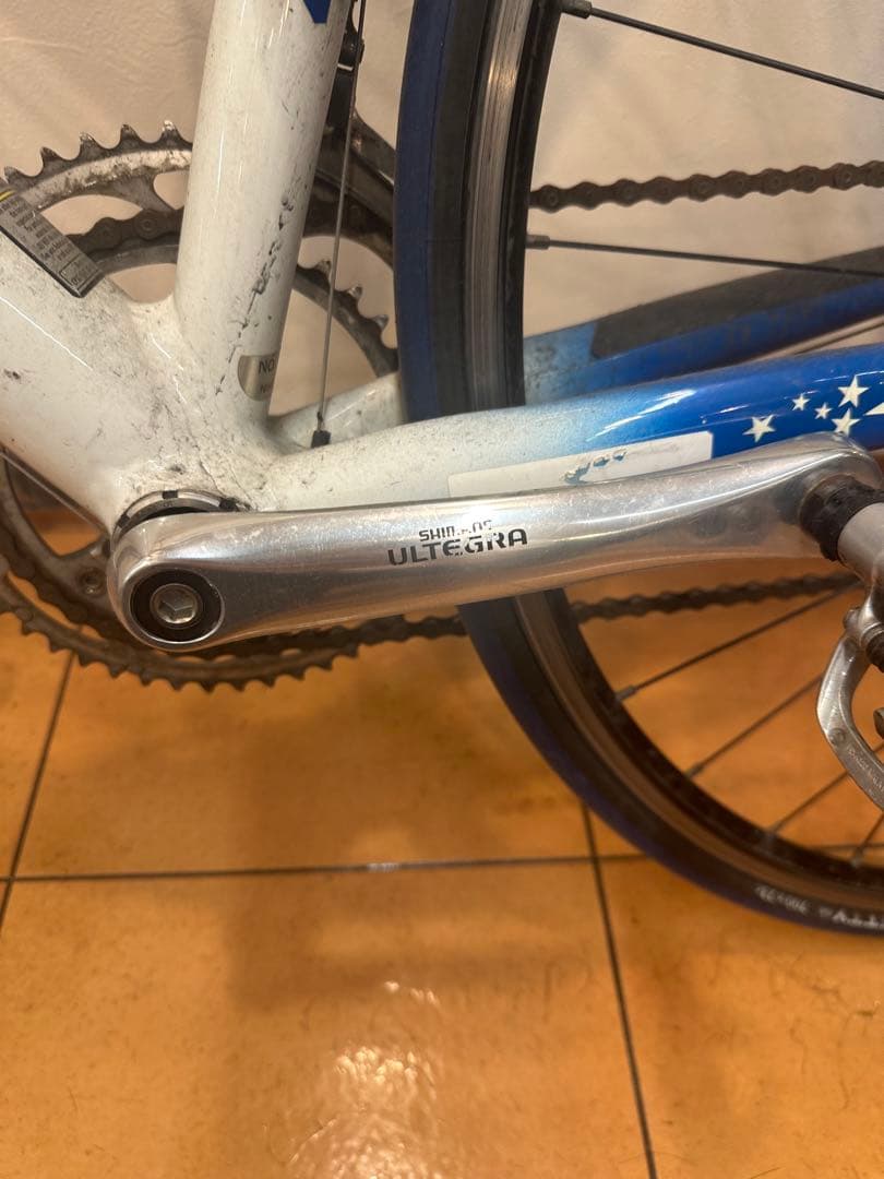 Cannondale USA ロードバイク本体、付属チューブ付き