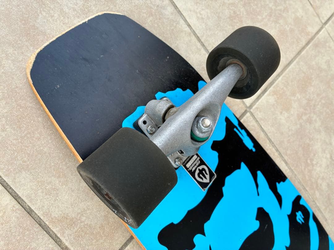 Carver Da Monsta スケートボード