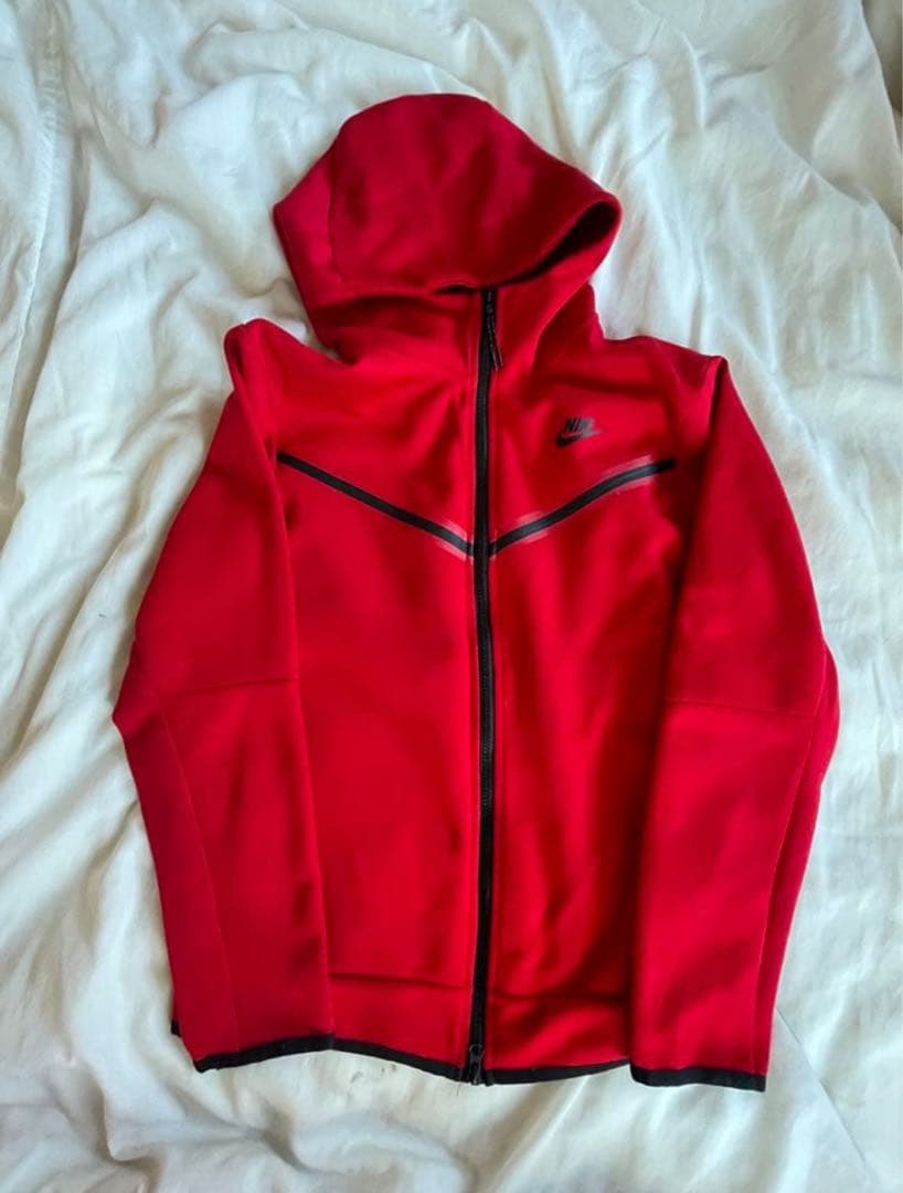 NIKEテックフリース赤M上下