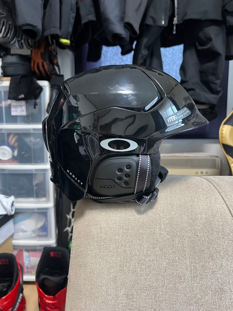 Oakley MOD 5ブラック ヘルメット　オークリー