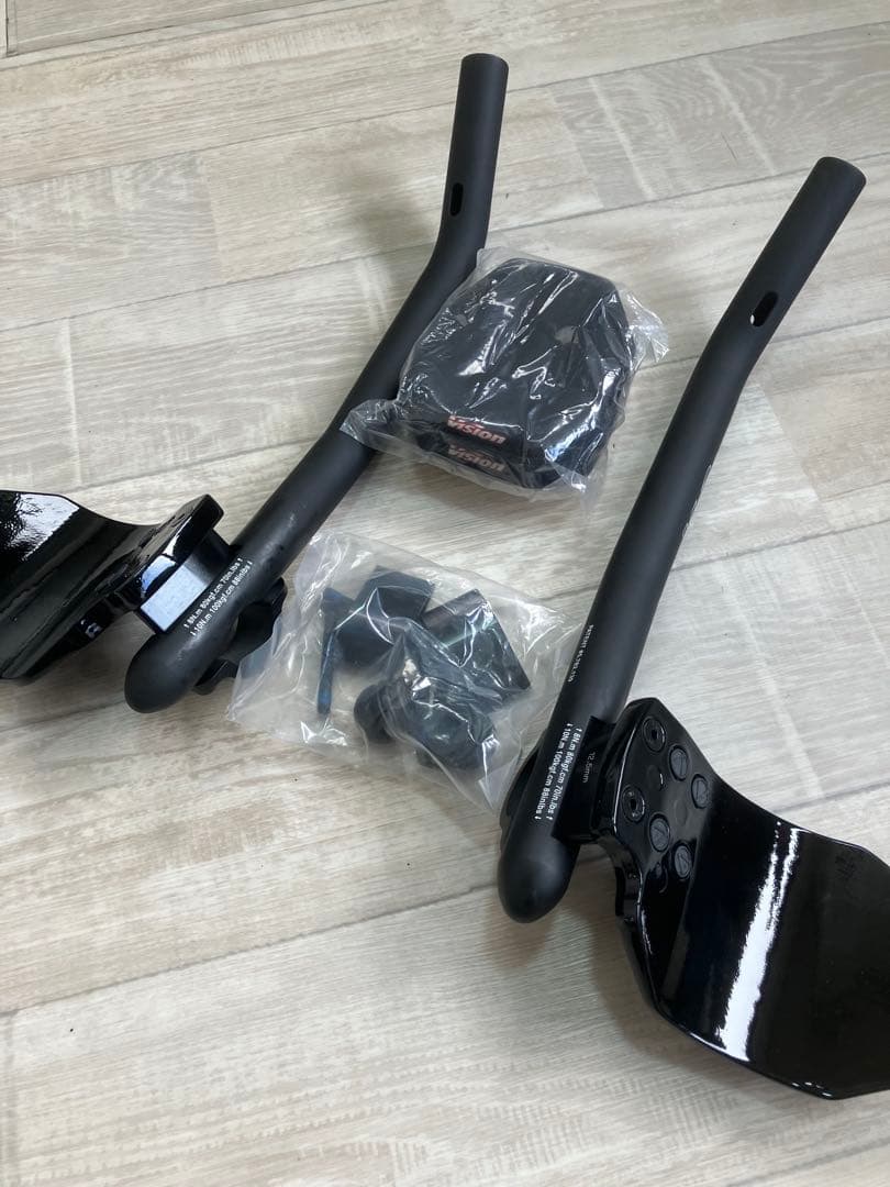 VISION TTハンドルバー　トライアスロン　AA16