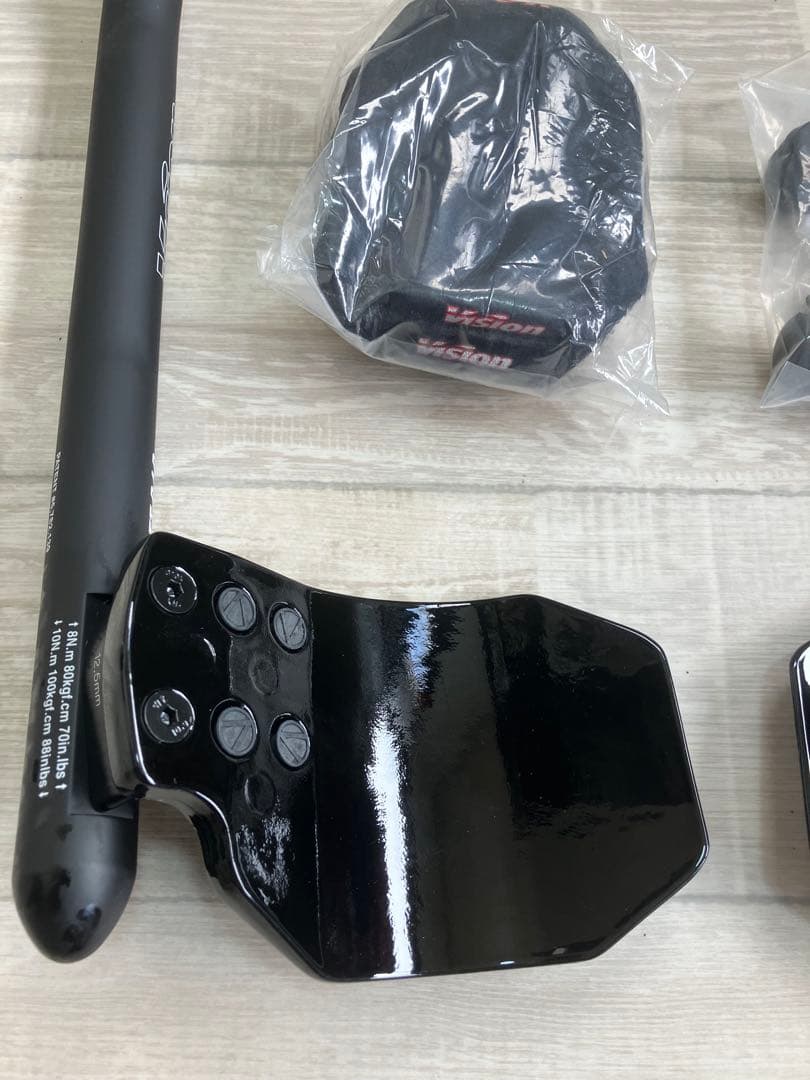 VISION TTハンドルバー　トライアスロン　AA16