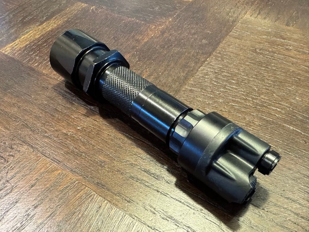 実物SUREFIREシュアファイアM660トレポン vfc ptwエボルトGHK