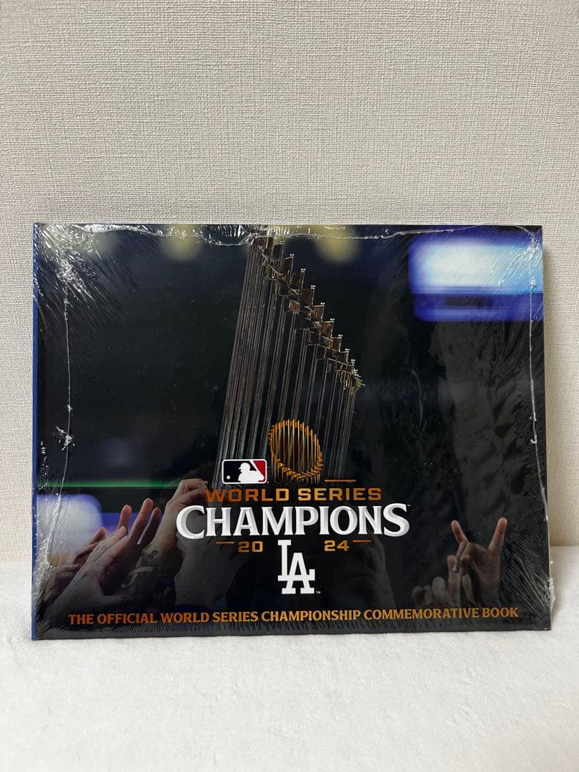 大谷翔平ドジャース2024シーズン総集編フルカラーオフィシャル写真集豪華版