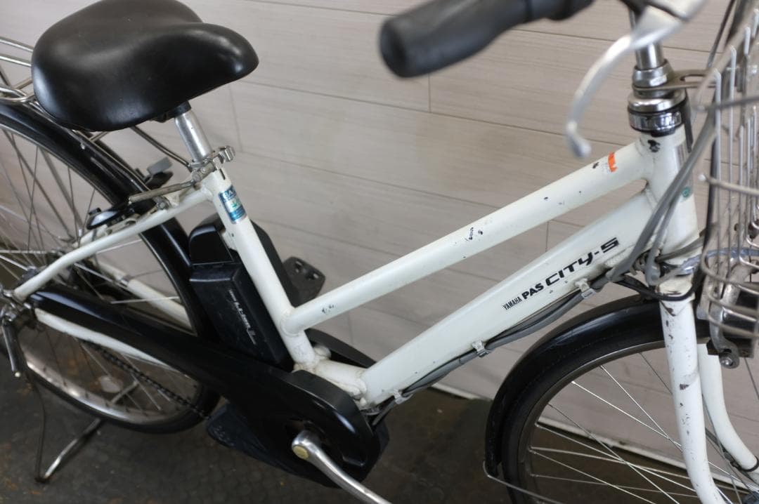 電動自転車ヤマハPAS　27インチ　3段　8.1Ah充電器あり