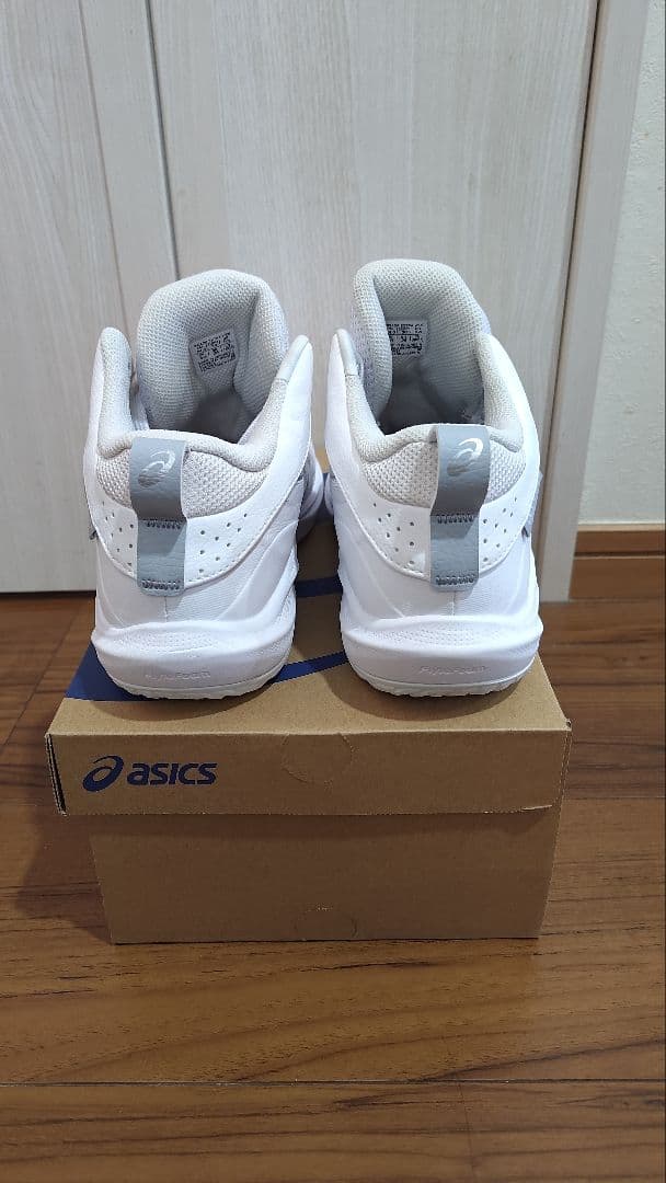 アシックス GELHOOP V17　EXTRA WIDE 1063A097