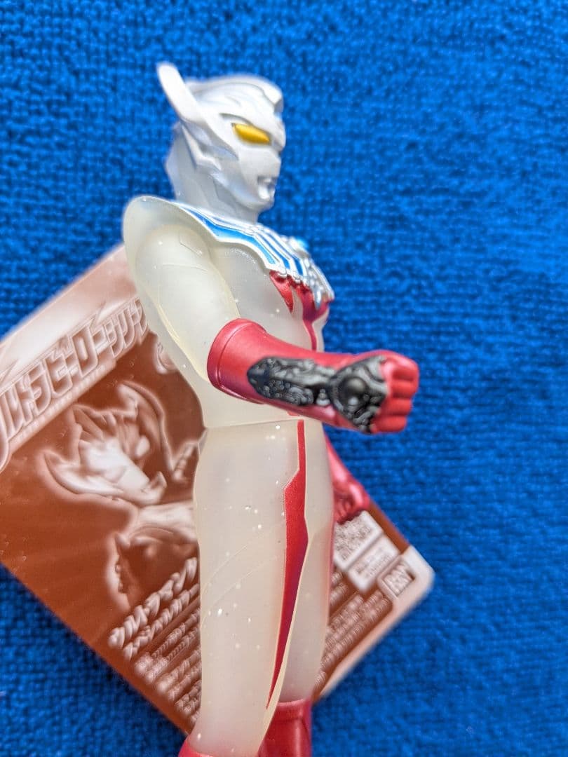 スペシャル限定 ウルトラマンタイガ＆タイタス＆フーマ クリアver. タグ付
