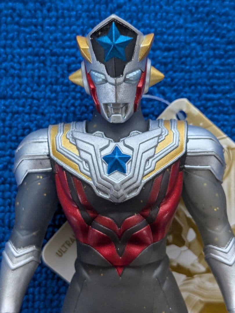 スペシャル限定 ウルトラマンタイガ＆タイタス＆フーマ クリアver. タグ付