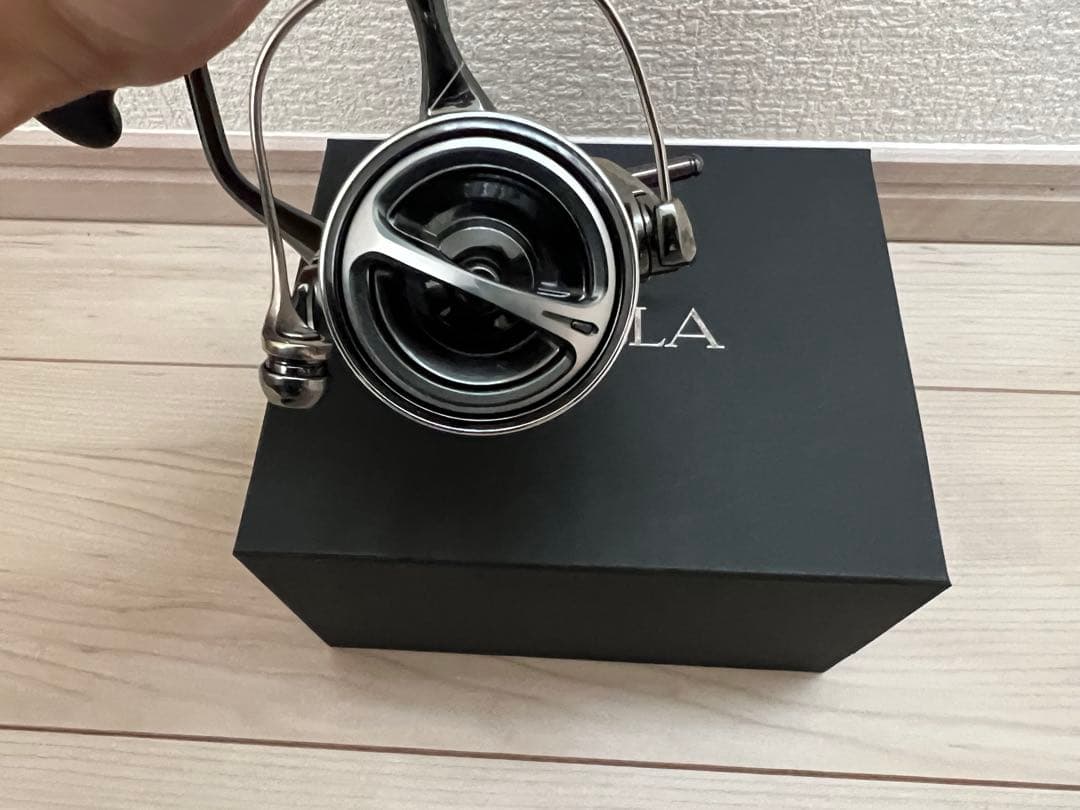 SHIMANO 22 STELLA 3000MHG スピニングリール