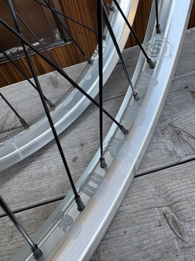 BMX ホイールセットBSD SWERVE X AERO PRO 20インチ