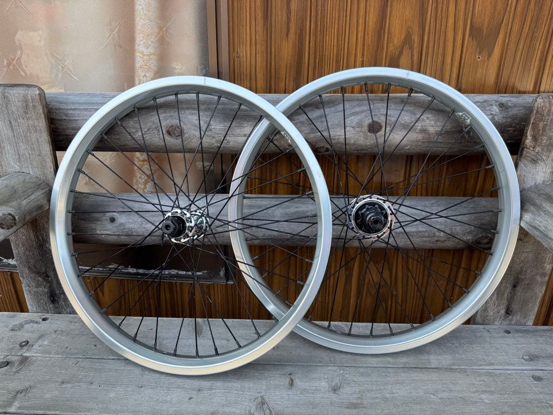 BMX ホイールセットBSD SWERVE X AERO PRO 20インチ