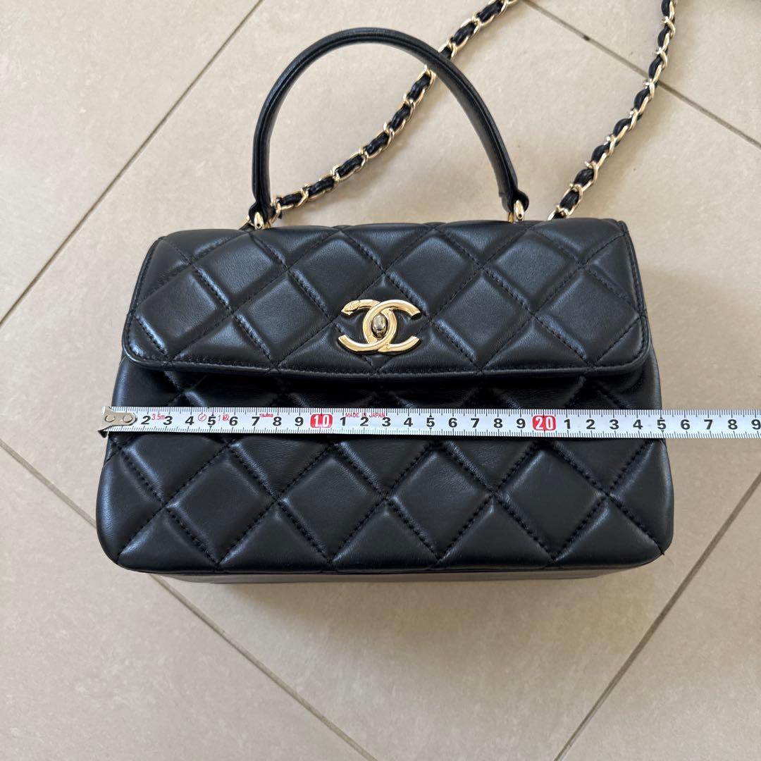CHANELノベルティ　チェーン　キルティング　ショルダーバック