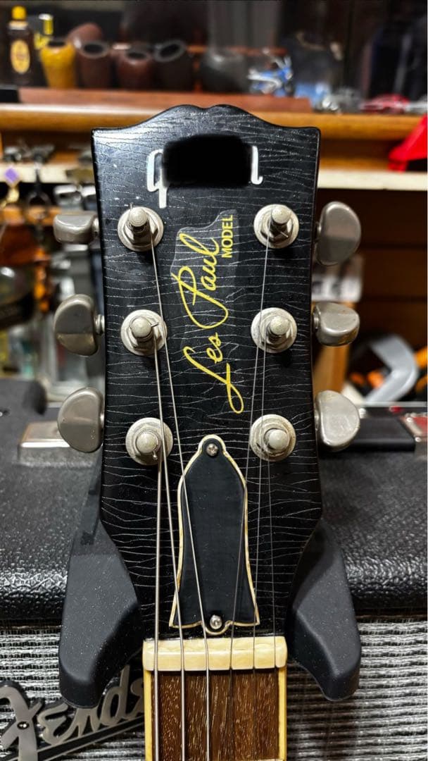 ギター Les Paul Cherry red heard relic