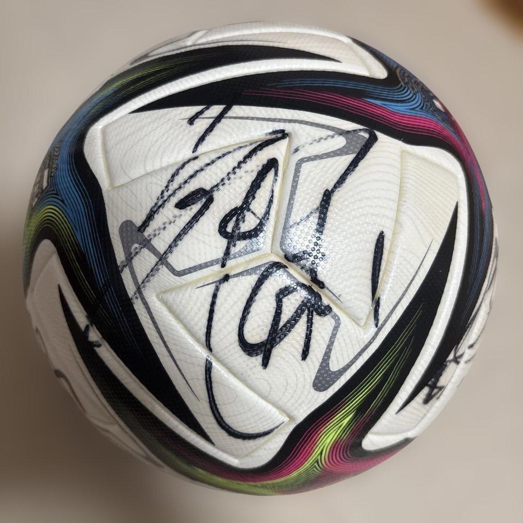 CONEXT21 サッカーボール　浦和レッズ選手サイン入り