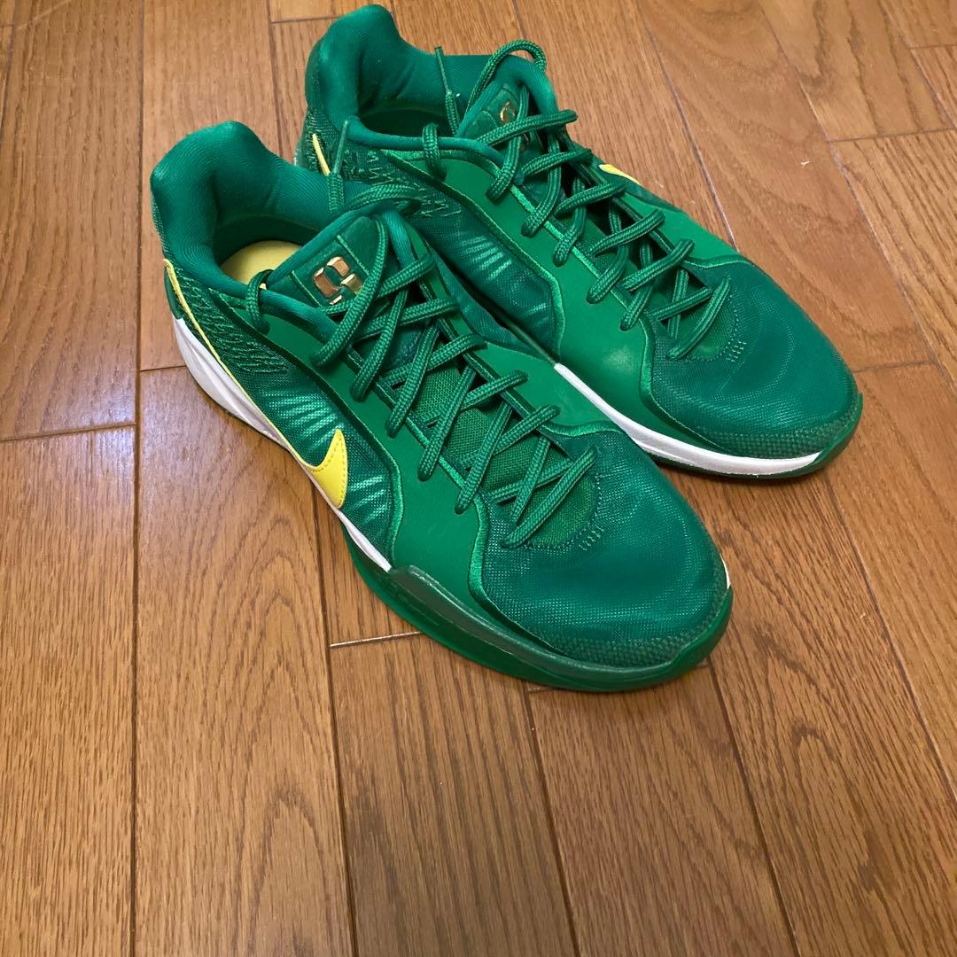 Nike サブリナ2