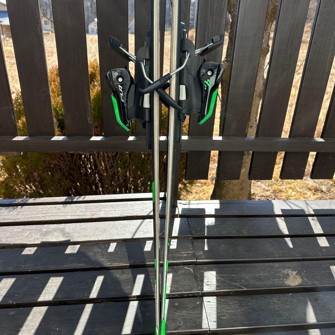 サファイア　HEAD 156cm LYT TECH V4 V SHAPE