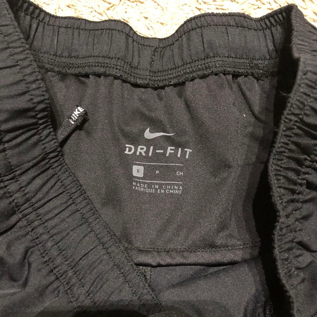 Nike ブラック ランニングウェア上下セット