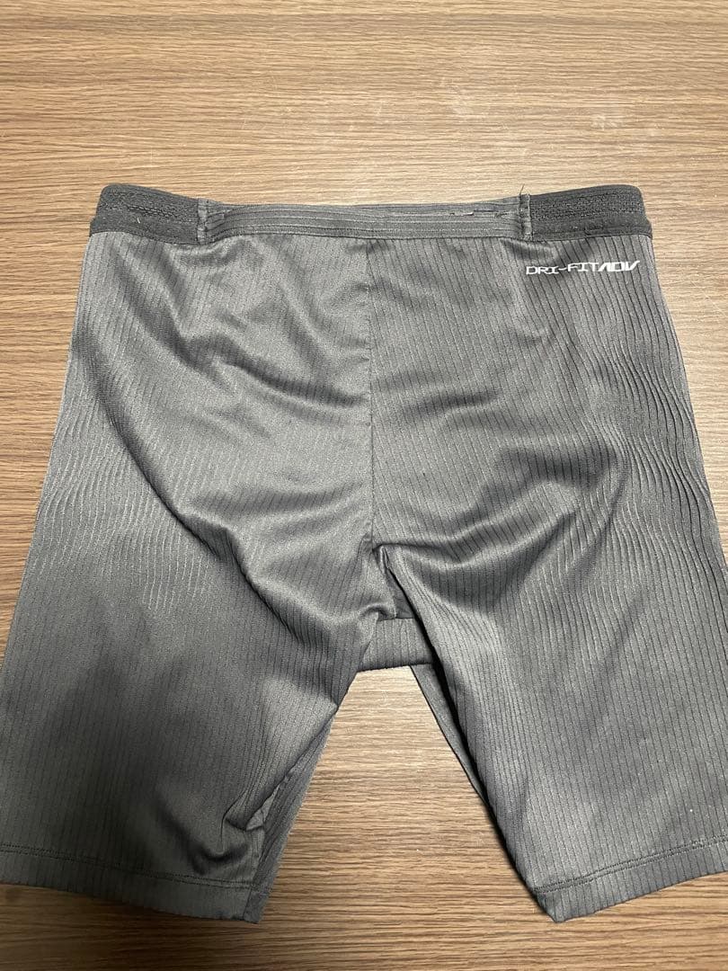 Nike エアロスイフトタイツＭ