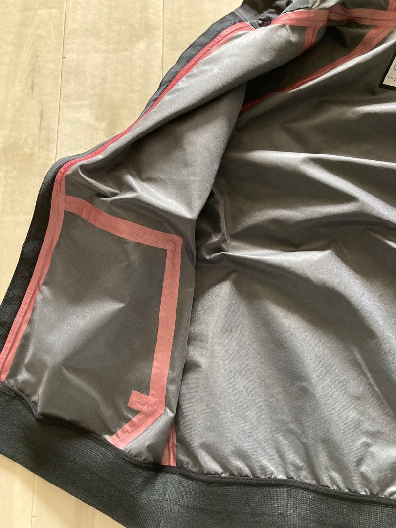 Burton Carhartt コラボ スノーボードジャケット 新品 黒