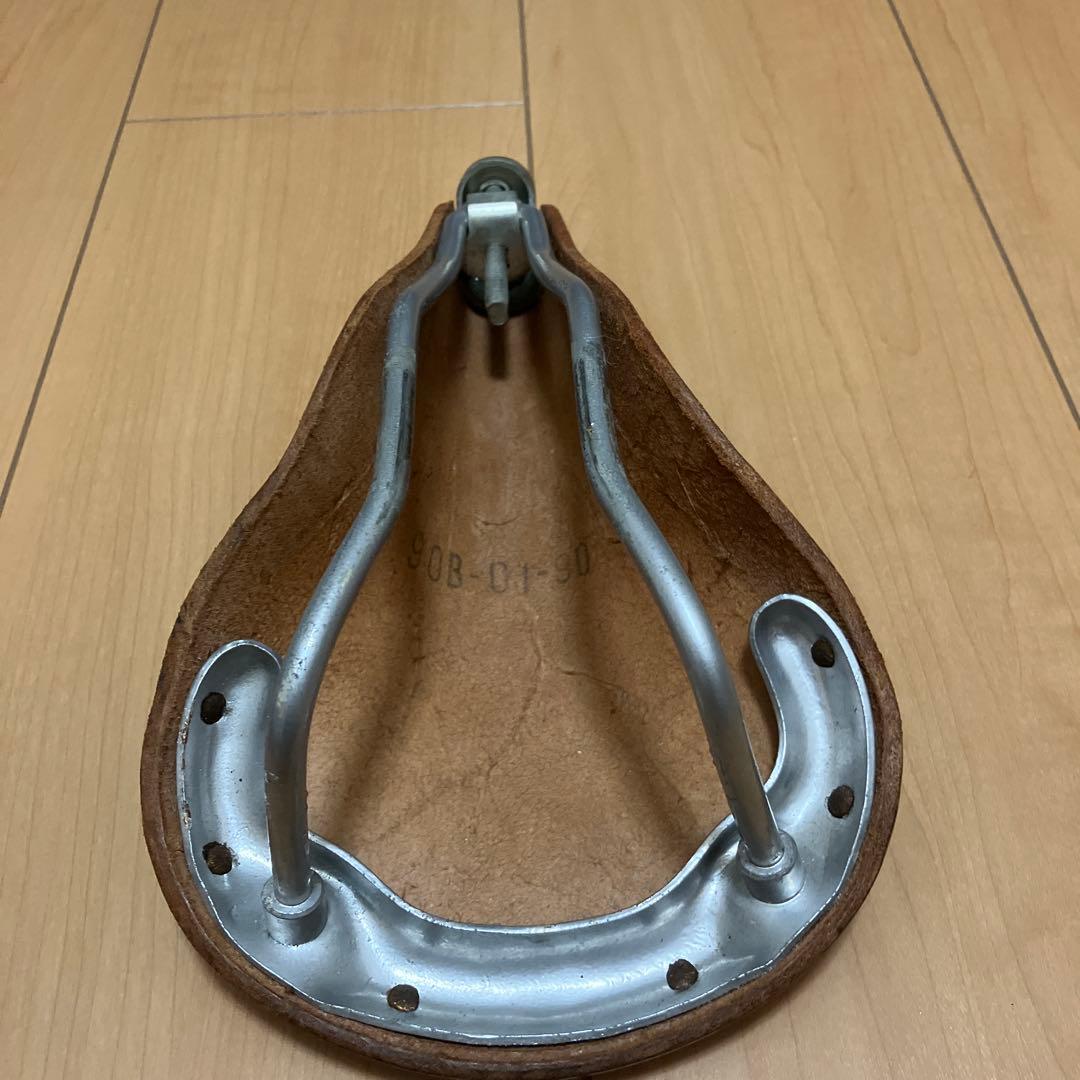 イデアル　サドル